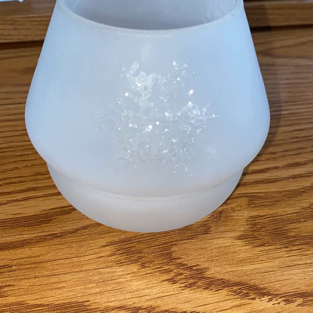 Frosted glass decoration